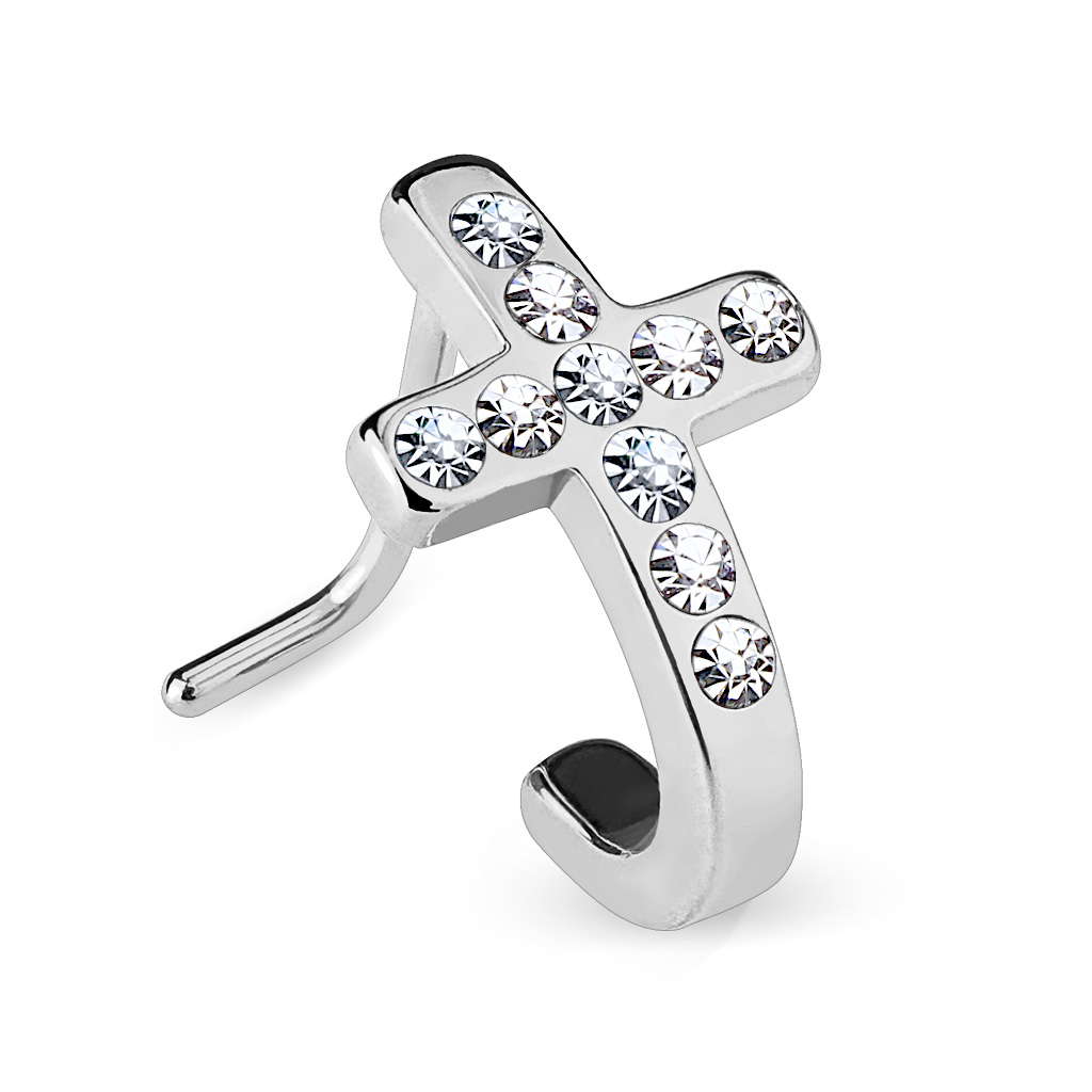 Nesepiercing formet som stenbesatt kors